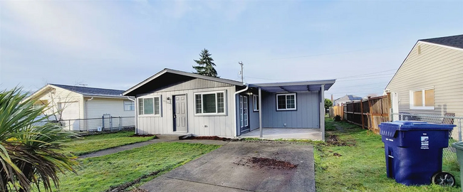 Building Photo - Upgraded 4-Bedroom Rambler on a Corner Lot...