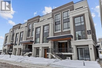 Building Photo - 8 Walder Ln