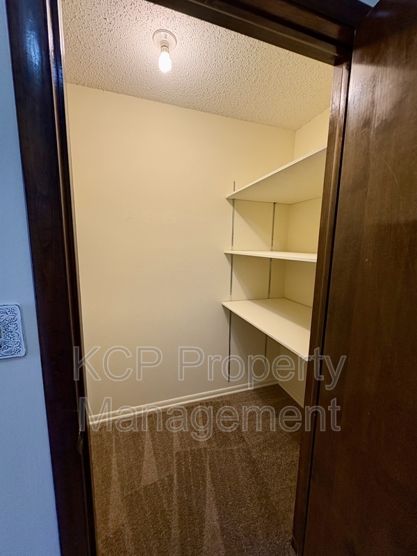 Foto del edificio - 4906 S U St