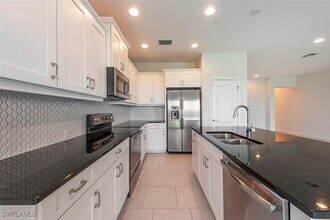 Building Photo - 6972 Avalon Cir