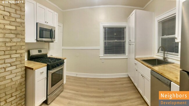 Foto del edificio - 1139 Walker Ave NW