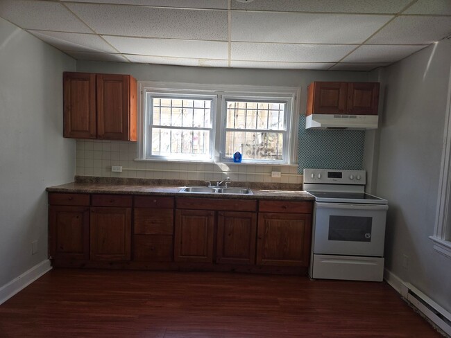 Building Photo - 1304 Lehigh St