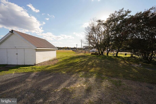 Building Photo - 1430 Mt Hermon Rd