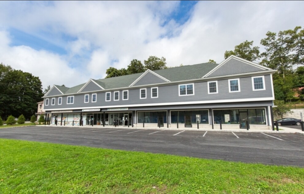 Primary Photo - 5669 Berkshire Valley Rd