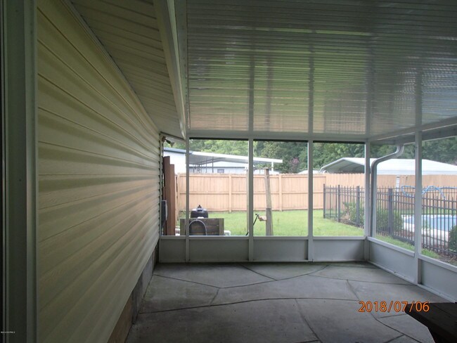 Foto del edificio - 222 Sunset Rd