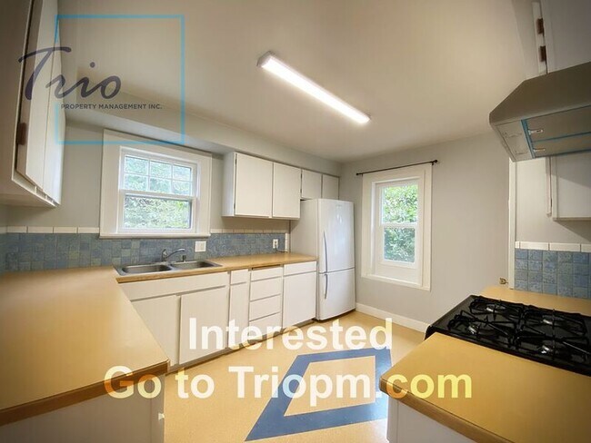 Foto del edificio - 1673 Riverview St