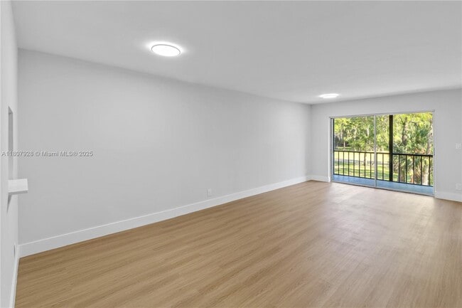 Building Photo - 7900 Colony Cir S