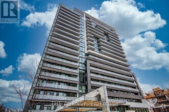 Building Photo - 75-875 Oneida Crescent