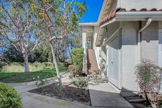 Building Photo - 20991 Calistoga