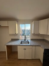 Building Photo - 152 Jordan St