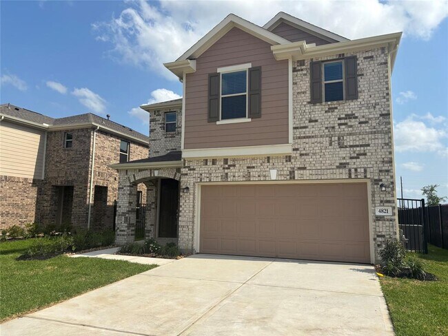 Building Photo - 4821 Vida Vis Dr