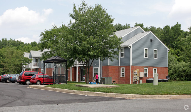 Gardens at Chesapeake Apartments