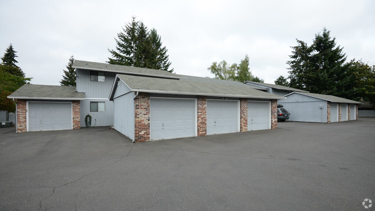 Foto principal - 1424 NE 140th Ave