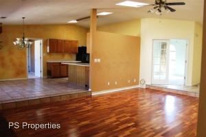 Building Photo - 5013 College Heights Dr NW
