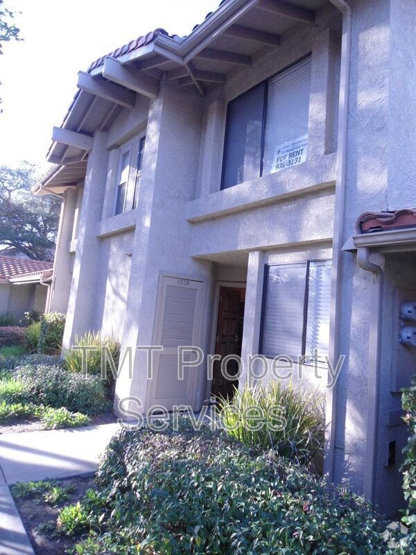 Building Photo - 1370 Tourney Hill Ln