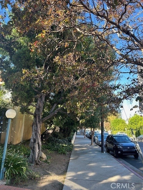 Foto del edificio - 18307 Burbank Blvd