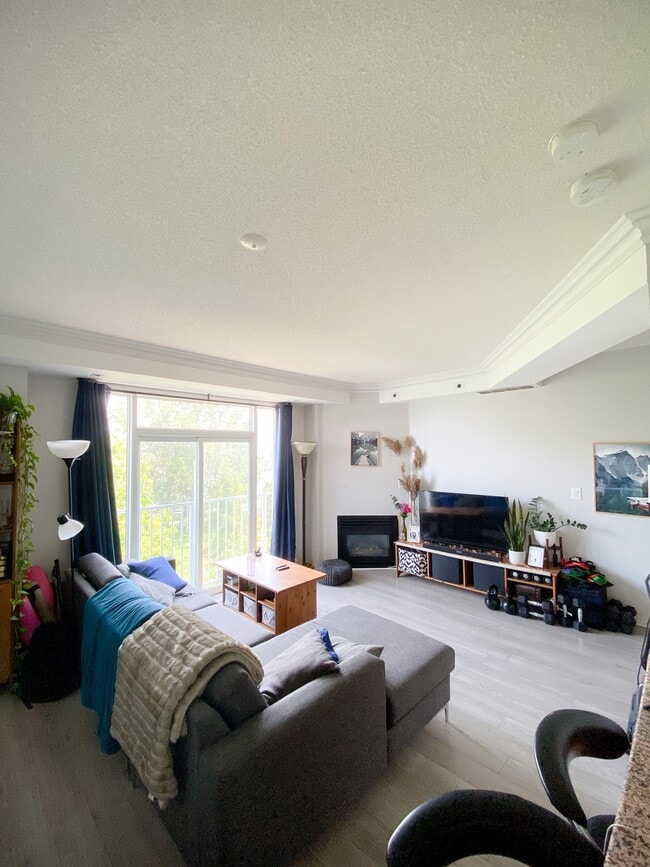 Photo du bâtiment - 28 Stadium Rd