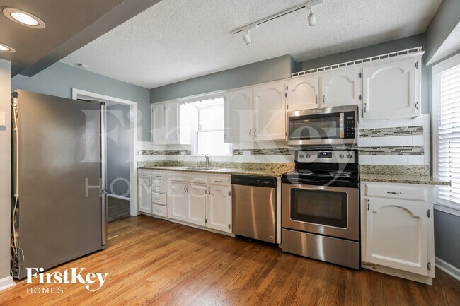 Foto del edificio - 9000 N Grand Ave