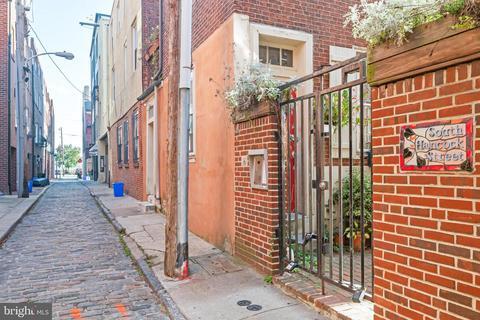 Primary Photo - 504 S Hancock St