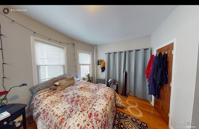 Building Photo - 23 Tufts St