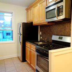 Foto principal - 651 Brooklyn Ave