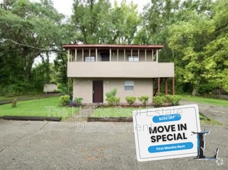 Building Photo - 2735 Bungalow Blvd