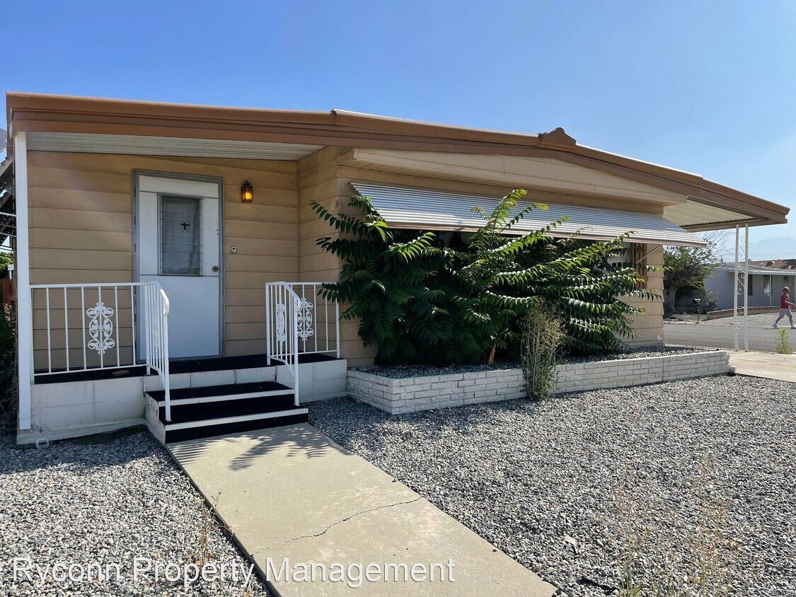800 W Johnston Ave, Hemet, CA 92543 House Rental in Hemet, CA
