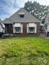 Building Photo - 1385 Burkhardt Ave