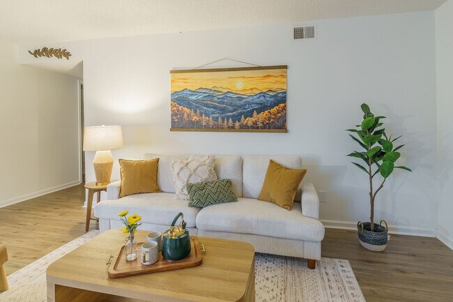 Foto del edificio - 134 Northwood Dr