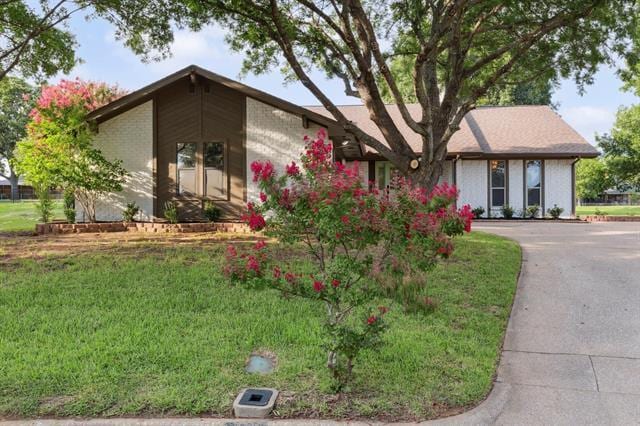 Building Photo - 1308 Clubhouse Ct