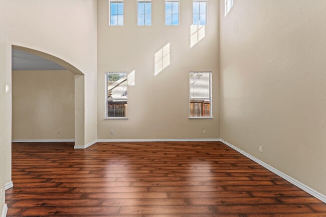 Building Photo - 5161 Weston Way