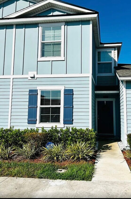 Foto principal - 551 Big Tree Way