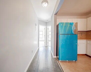 Building Photo - 120 Stockholm St