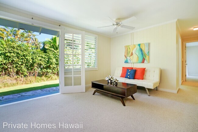 Building Photo - 2 br, 1 bath House - 1342 A. Aalapapa Drive