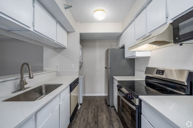 Building Photo - Falcon Point Apartments