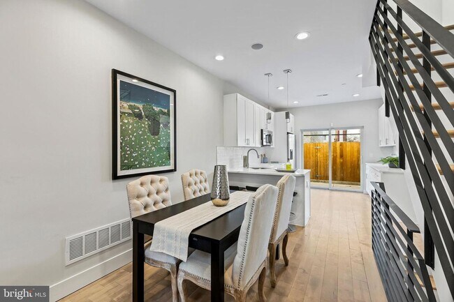 Foto del edificio - 2154 N Fairhill St