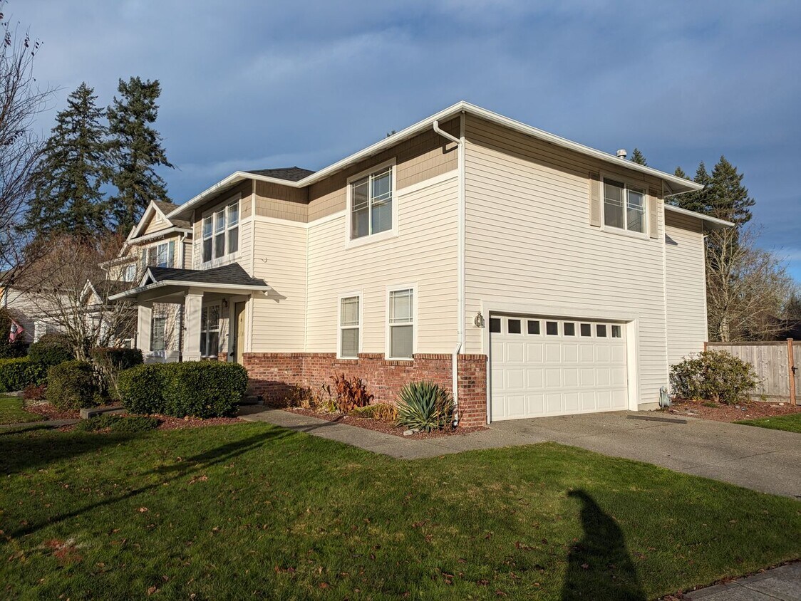 Primary Photo - 1834 Fisher St, Dupont, Wa 98327