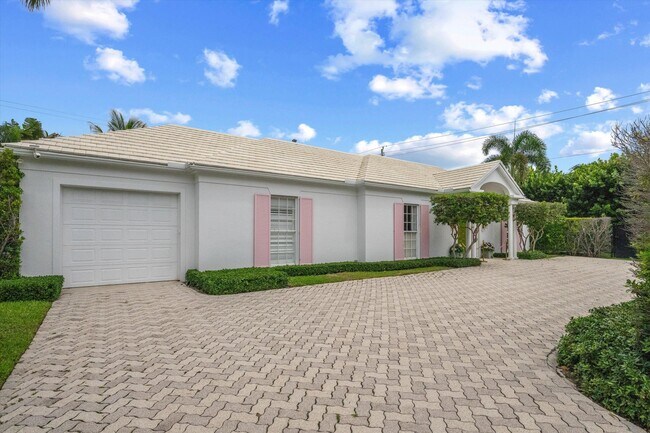 Building Photo - 201 Bahama Ln