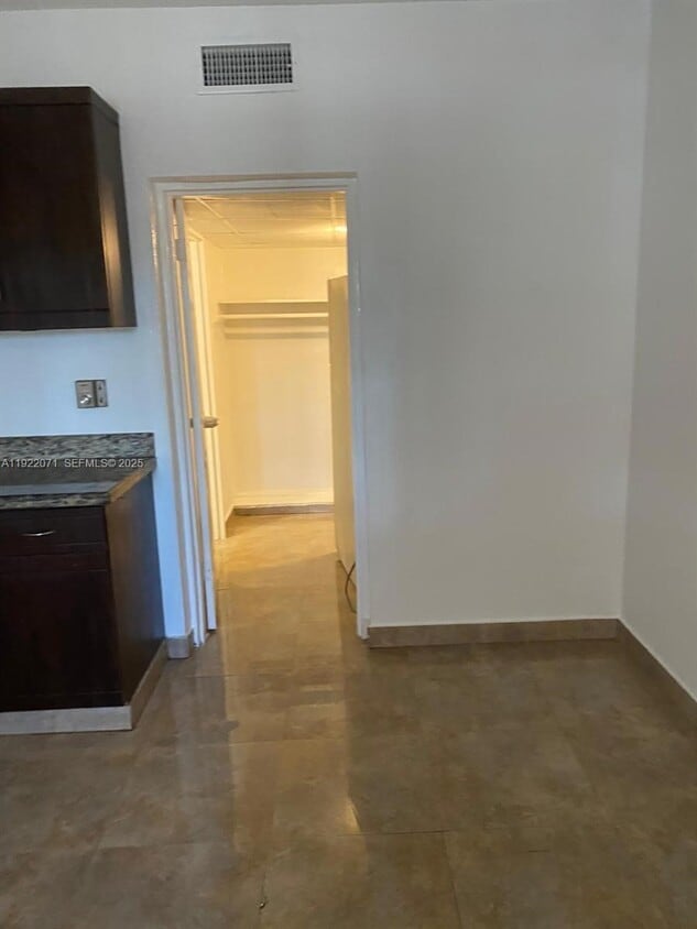 Building Photo - 26 Diplomat Pkwy