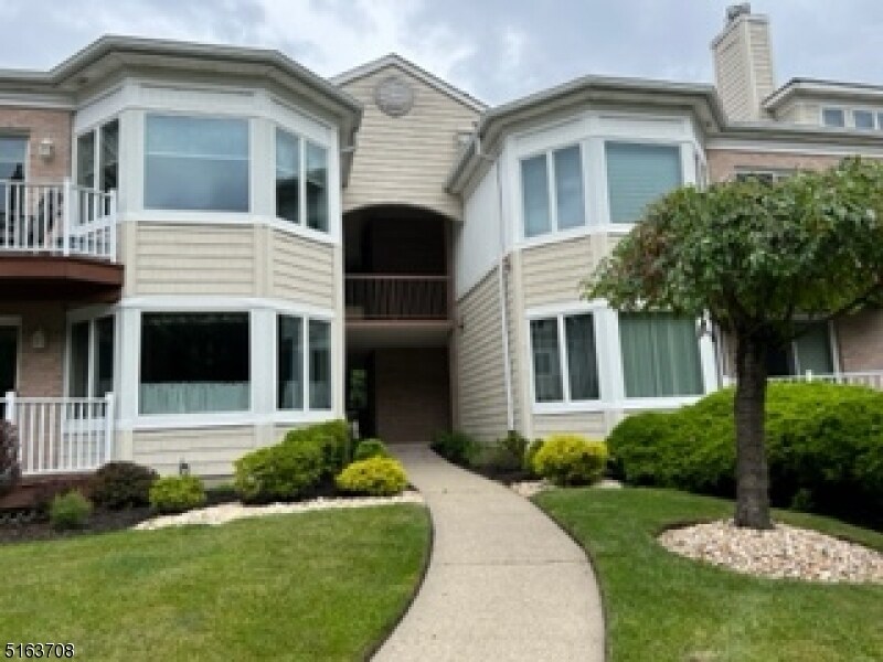 79 Turnberry Rd Unit 1A, Little Falls, NJ 07424 Condo for Rent in