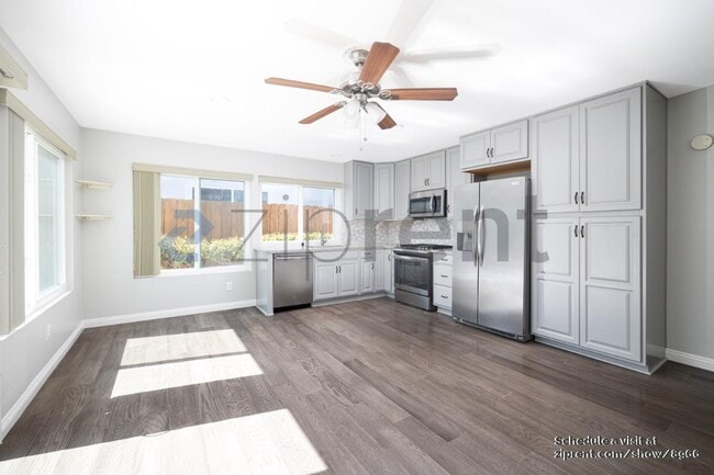 Building Photo - 10959 Bali Ln