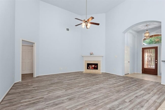 Building Photo - 28223 Sweet Oak Ln