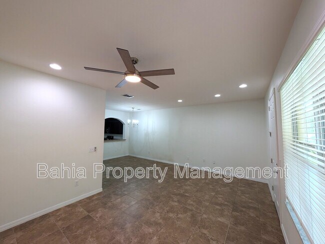 Foto del edificio - 14161 Stowbridge Ave