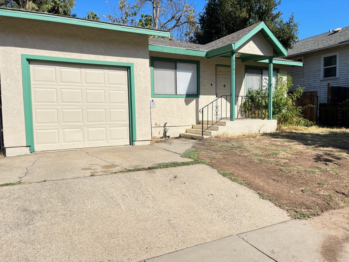Photo - 4701 V St (Sacramento, CA)
