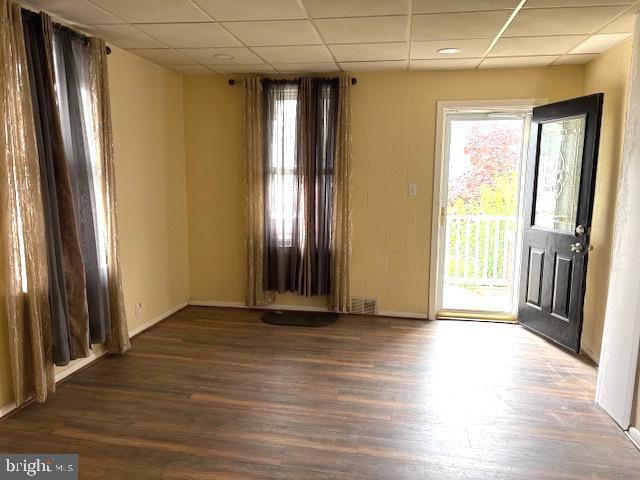 Building Photo - 17 W Garwood Ave