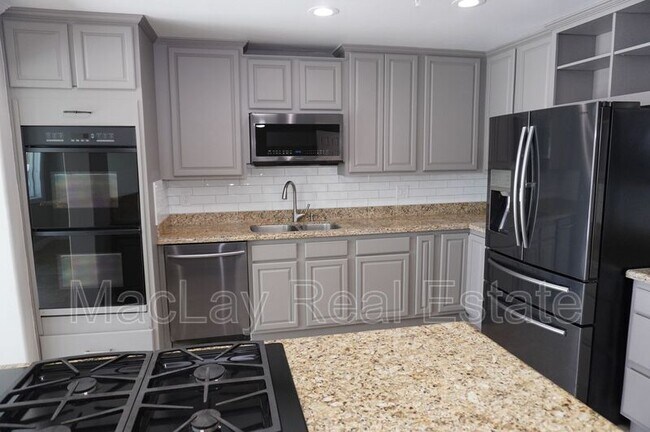 Foto del edificio - 8355 E Palm Ln