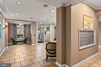 Building Photo - 2115 Ganton Green