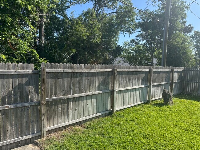 Fully fenced backyard - 108 Pinion Cir