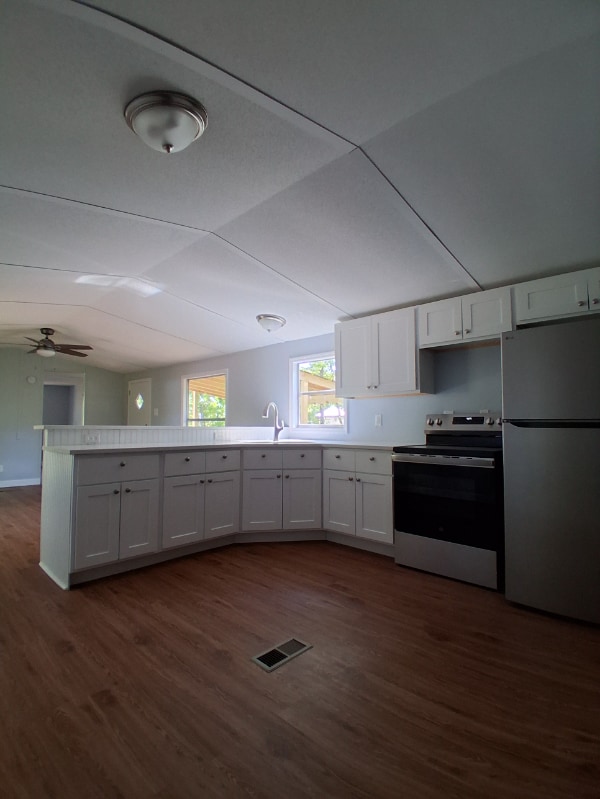 Building Photo - 2146 Forest Dr SW