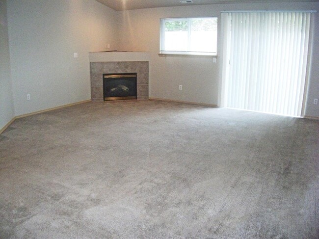 Building Photo - 035
